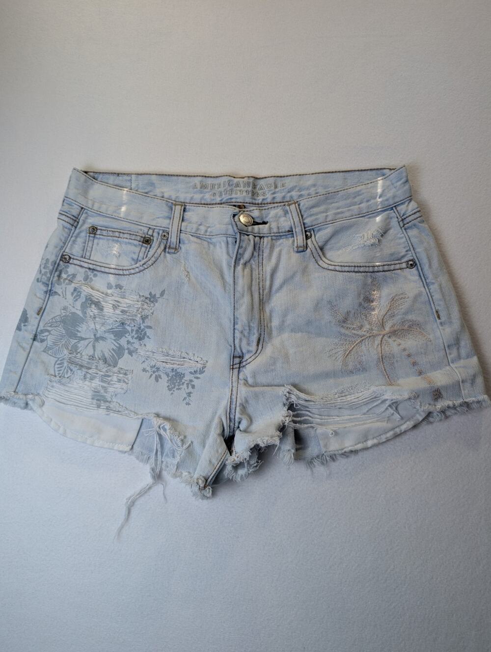 American Eagle Hi-Rise Festival Size 10 Shorts